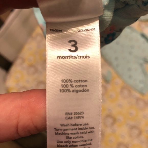 Carter's Baby Girl 4 Pc Matching Set blue florals - Picture 5 of 13